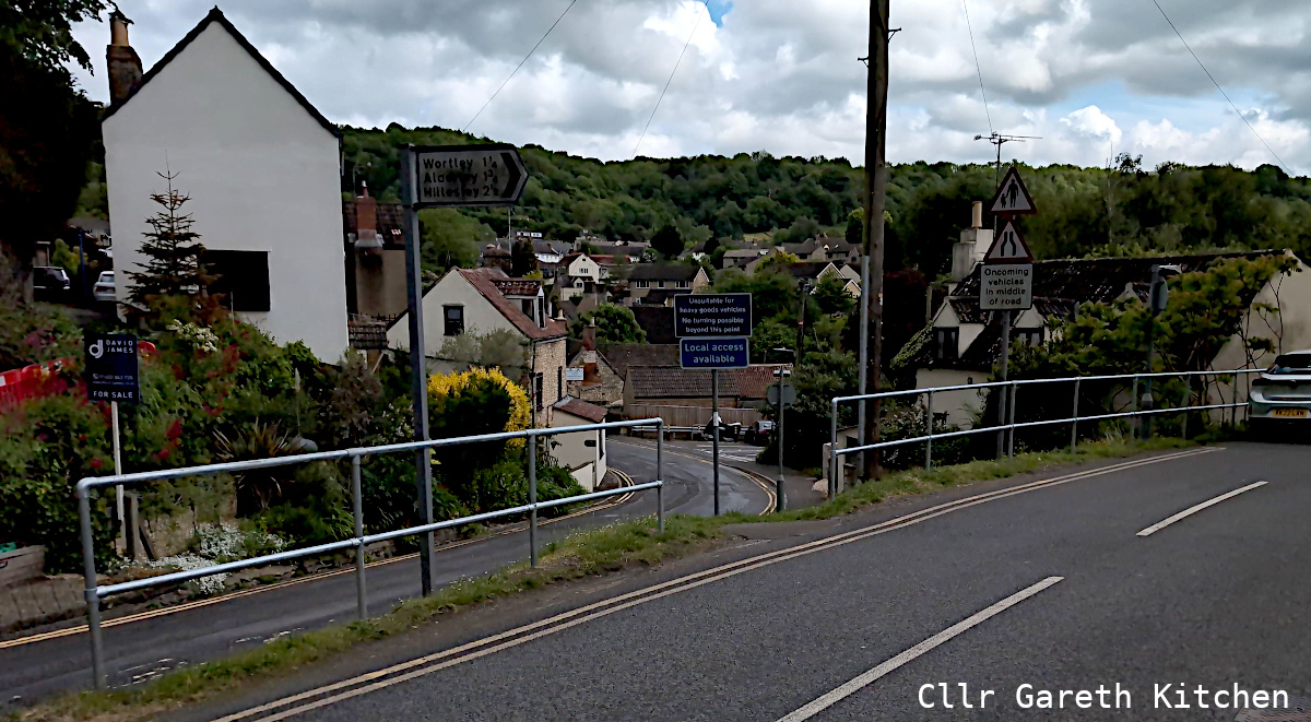 New railings at school road